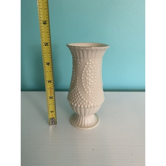 Vintage Lenox 5” Bud Vase Porcelain 24k Gold Trim Beaded Design - Picture 2 of 3
